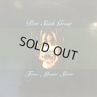 Patti Smith Group / Free Music Store