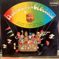 VA / Holiday In Electone By E-3
