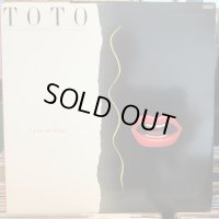 Toto / Isolation