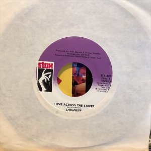 画像1: Sho-Nuff / I Live Across The Street