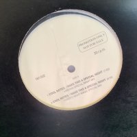 The Cool Notes, Nicki Richards / Make This A Special Night