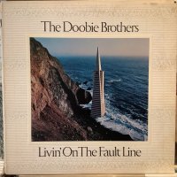 The Doobie Brothers / Livin' On The Fault Line