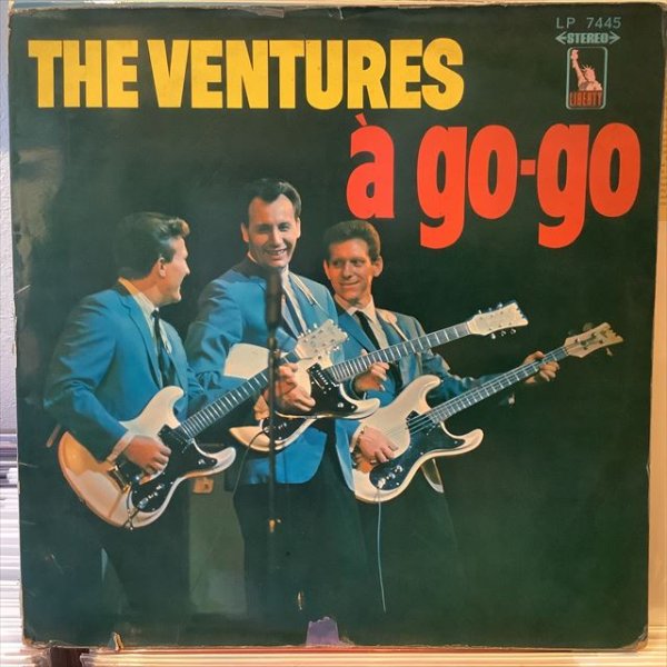 画像1: The Ventures / À Go-Go (1)