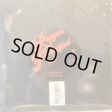 画像: Dave & Earnest / Moving On