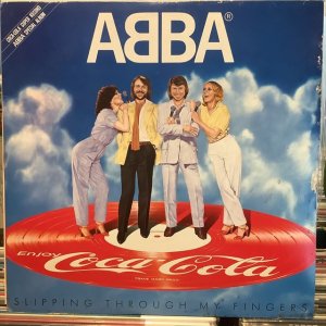 画像: ABBA / Slipping Through My Fingers